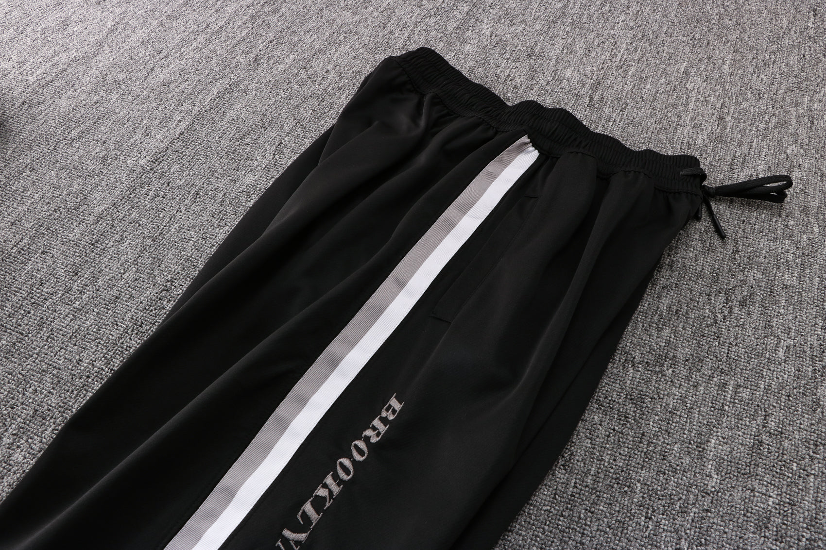 Conjunto Nike Therma Flex Brooklyn Nets 21/22 - OGJERSEYSHOP