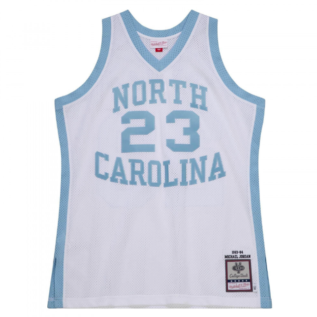 Regata Authentic NCAA North Carolina Michael Jordan 1983/84 Branca - OGJERSEYSHOP
