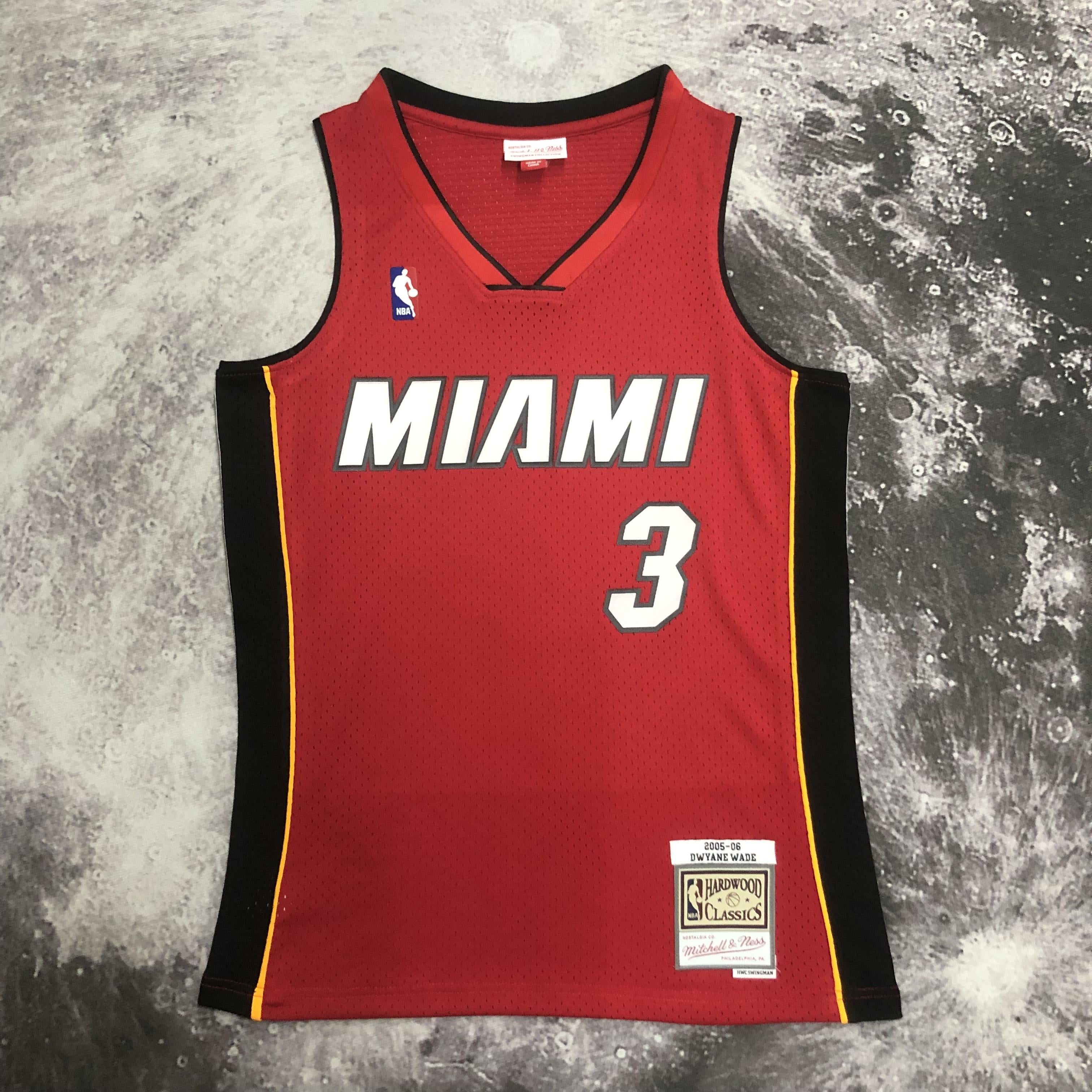 Regata Swingman Miami Heat Mitchell & Ness Hardwood Classics 2005/06 - OGJERSEYSHOP